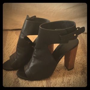 Vince Addie Black Open Toe Booties